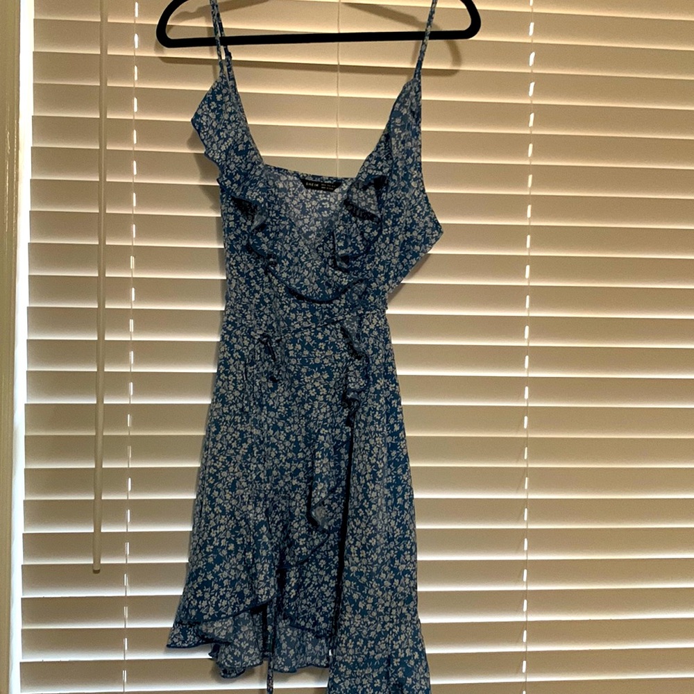 Blue & white floral wrap dress from shein size XL